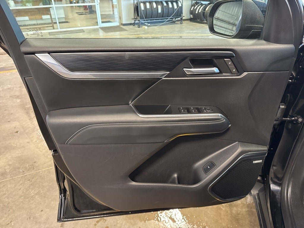 2025 GMC Acadia Elevation 4SD w/ Adaptive Cruise