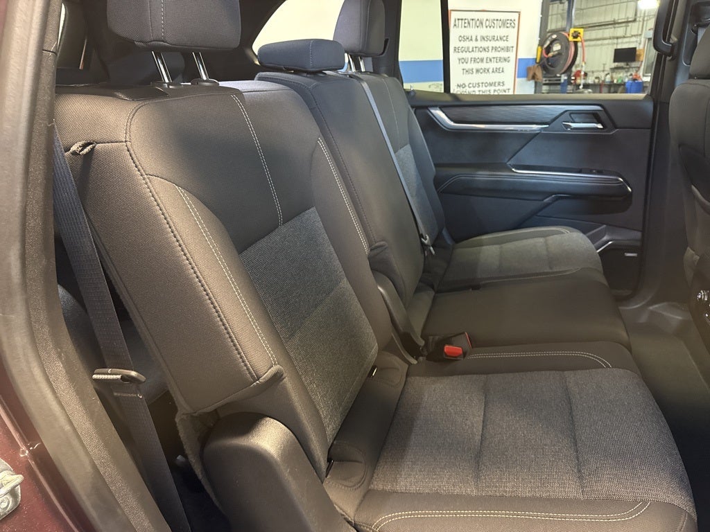 2025 GMC Acadia Elevation w/ Assisted Driving & Driver Convenience