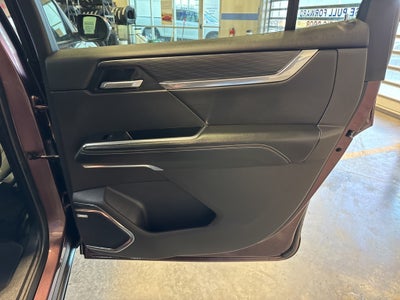 2025 GMC Acadia Elevation w/ Assisted Driving & Driver Convenience