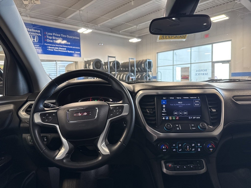 2023 GMC Acadia SLT AWD w/ Driver Convenience Pkg