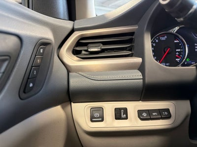 2021 GMC Acadia Denali w/ Dual Moonroof