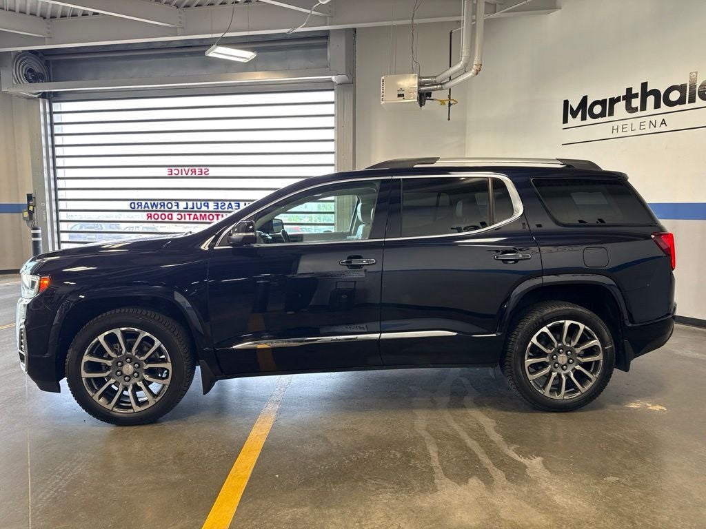 2021 GMC Acadia Denali w/ Dual Moonroof