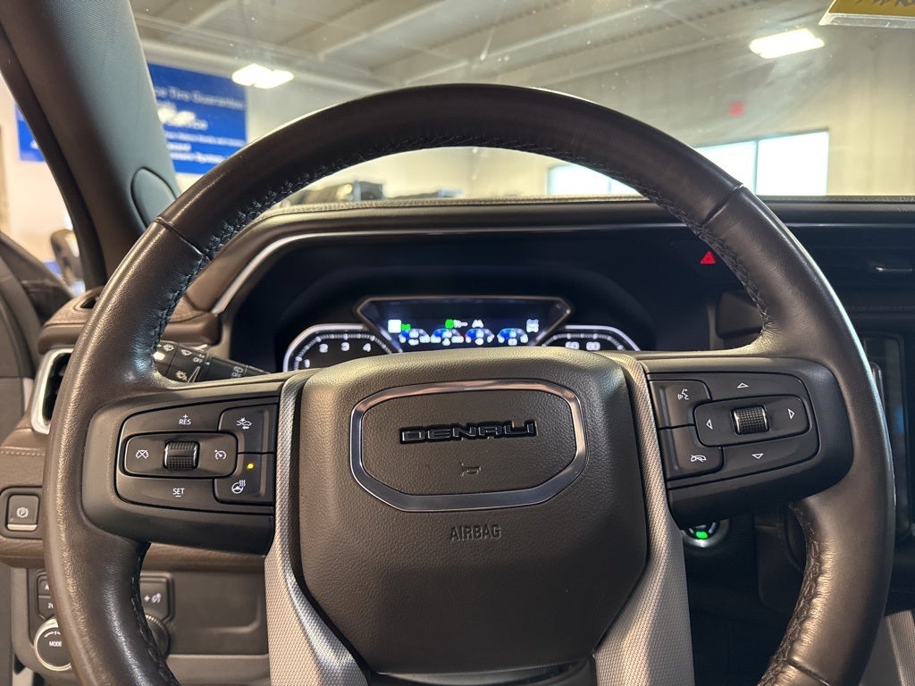 2021 GMC Yukon Denali Premium Pkg w/ Rear Media System