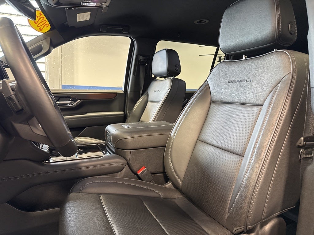 2025 GMC Yukon XL Denali 6.2 w/ Adaptive Cruise