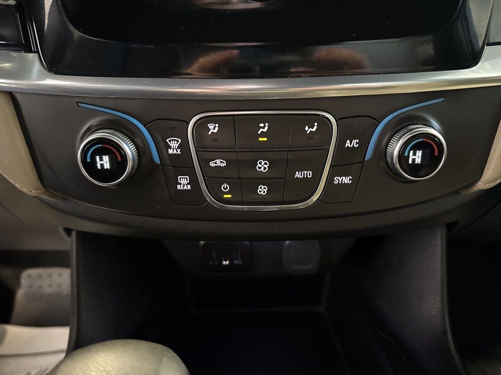 2022 Chevrolet Traverse LS 1LS AWD