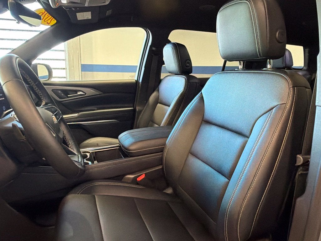 2026 Chevrolet Traverse LT 2LT w/ Driver Confidence & Trailering Pkg