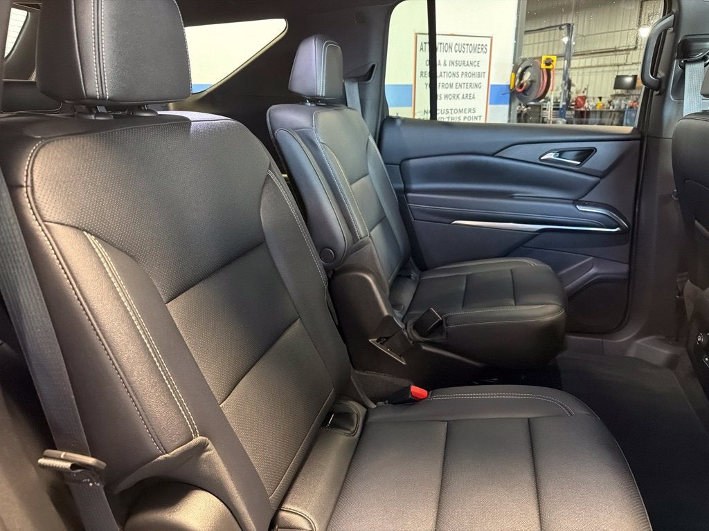 2026 Chevrolet Traverse LT 2LT w/ Driver Confidence & Trailering Pkg