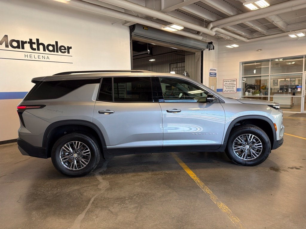 2026 Chevrolet Traverse LT 2LT w/ Driver Confidence & Trailering Pkg