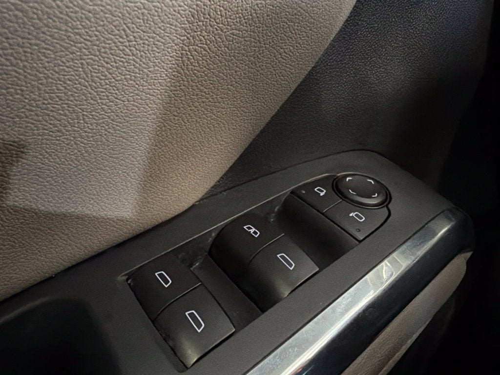 2026 Chevrolet Traverse LT 2LT w/ Driver Confidence & Trailering Pkg **