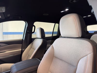 2026 Chevrolet Traverse LT 2LT w/ Driver Confidence & Trailering Pkg **
