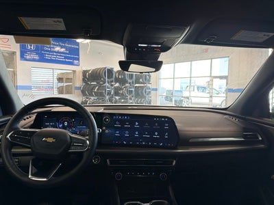 2026 Chevrolet Traverse LT 2LT w/ Driver Confidence & Trailering Pkg **