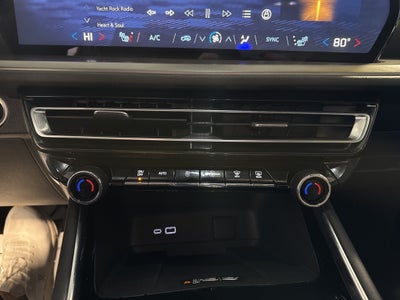 2025 Chevrolet Traverse LT 2LT w/ Adaptive Cruise