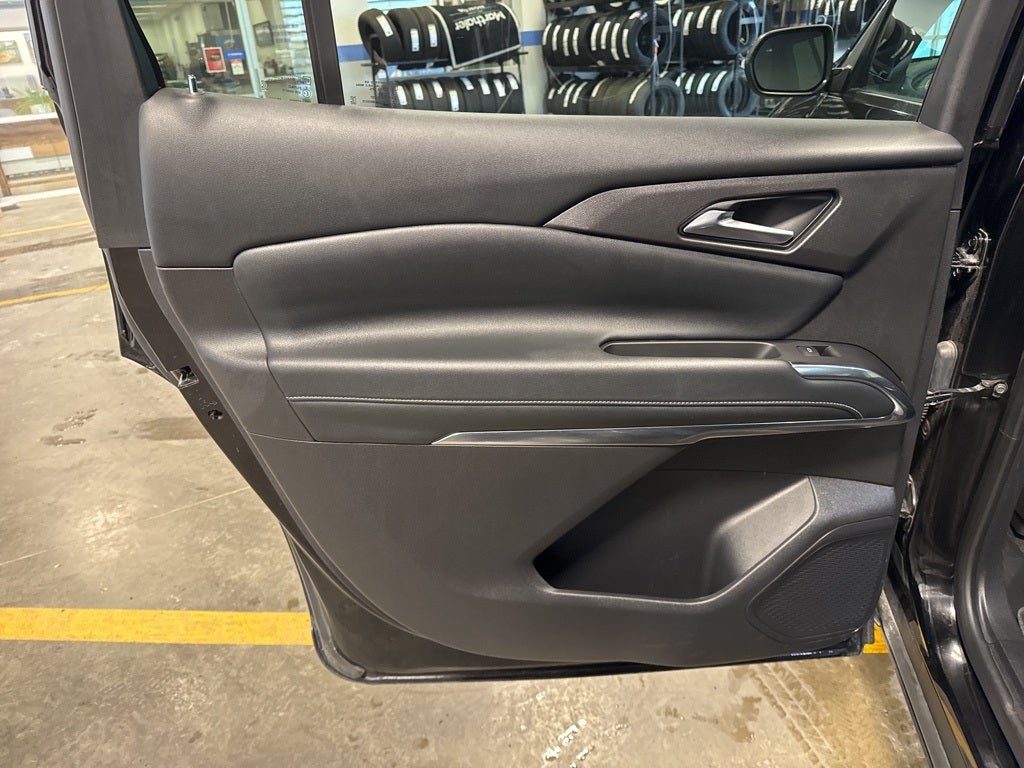 2025 Chevrolet Traverse LT 2LT w/ Adaptive Cruise