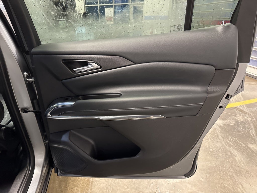 2025 Chevrolet Traverse LT 2LT w/ Adaptive Cruise