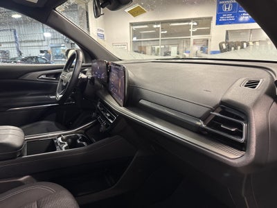 2025 Chevrolet Traverse LT 2LT w/ Adaptive Cruise