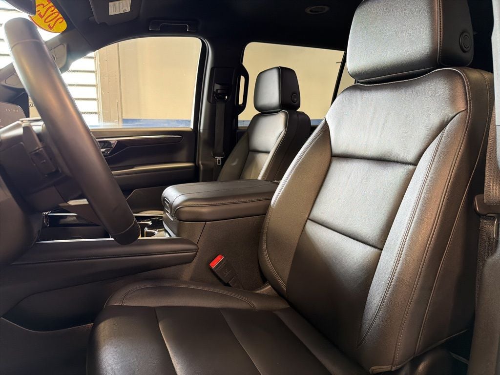 2025 Chevrolet Suburban Z71 w/ Adaptive Cruise