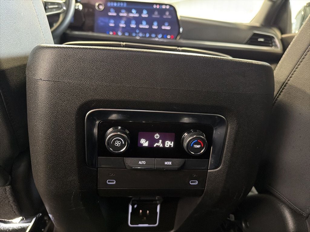 2025 Chevrolet Suburban Z71 w/ Adaptive Cruise