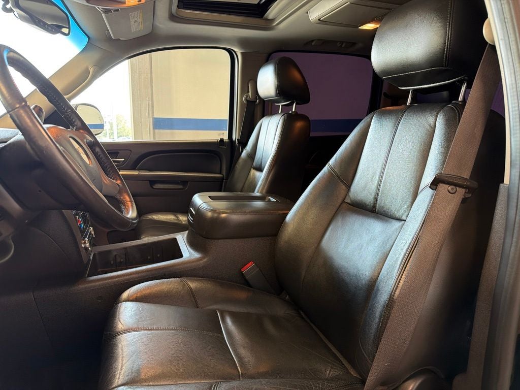 2011 Chevrolet Suburban 1500 LT Z71 Luxury w/ Nav