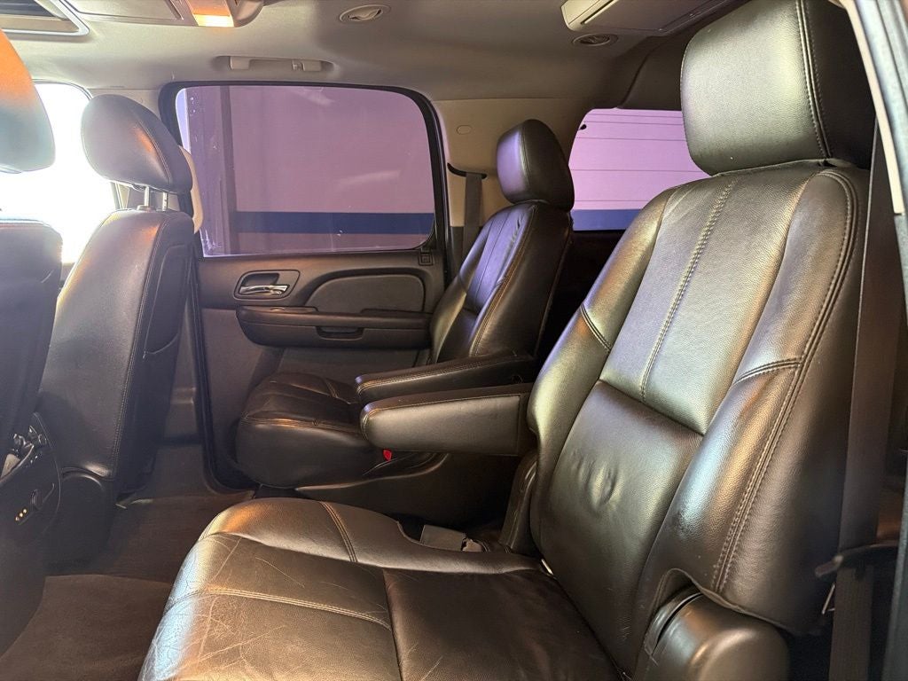 2011 Chevrolet Suburban 1500 LT Z71 Luxury w/ Nav