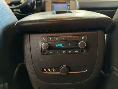 2011 Chevrolet Suburban 1500 LT Z71 Luxury w/ Nav