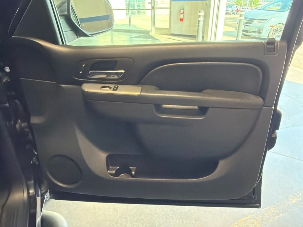 2011 Chevrolet Suburban 1500 LT Z71 Luxury w/ Nav