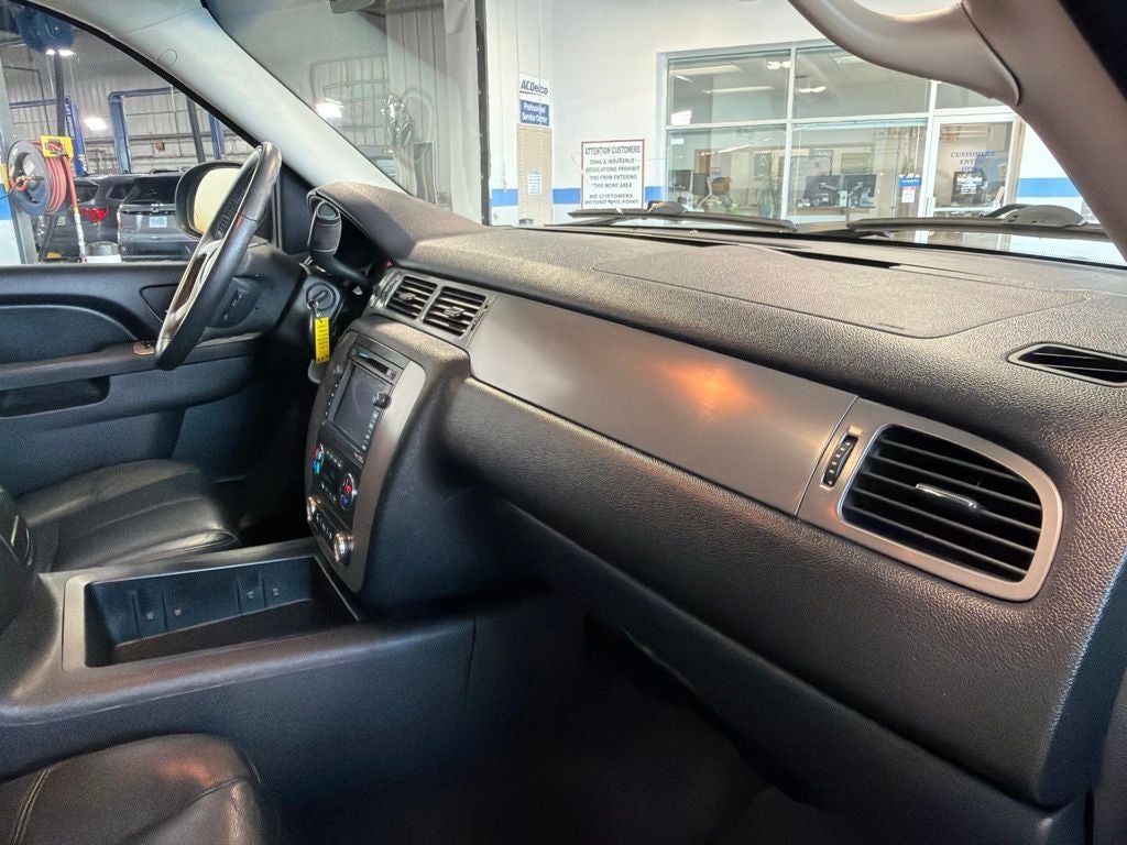 2011 Chevrolet Suburban 1500 LT Z71 Luxury w/ Nav