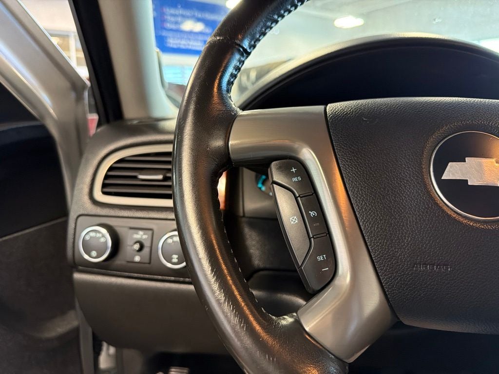 2013 Chevrolet Suburban 1500 LT w/ Luxury Pkg & Moonroof
