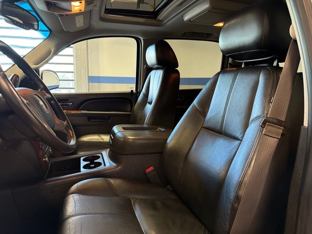 2013 Chevrolet Suburban 1500 LT w/ Luxury Pkg & Moonroof