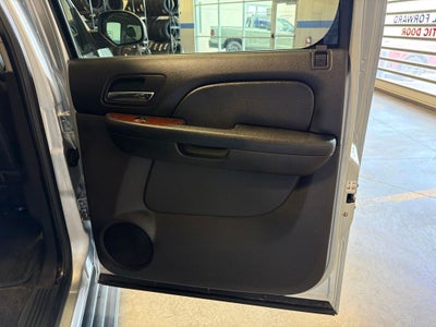 2013 Chevrolet Suburban 1500 LT w/ Luxury Pkg & Moonroof
