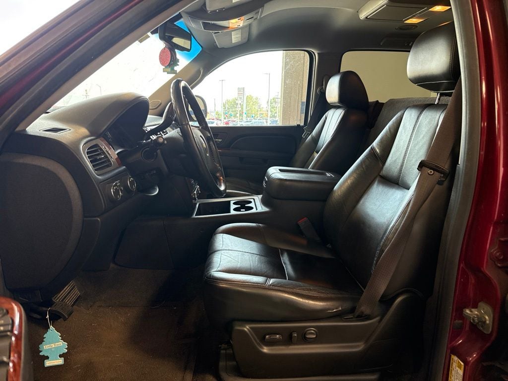 2010 Chevrolet Tahoe LT Luxury Pkg w/ Rear Entertainment