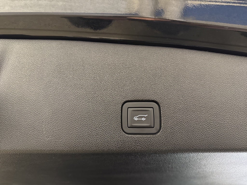 2025 Cadillac XT6 Premium Luxury 6-Passenger