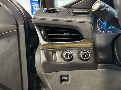 2017 Cadillac Escalade Platinum Edition w/ Driver Assist