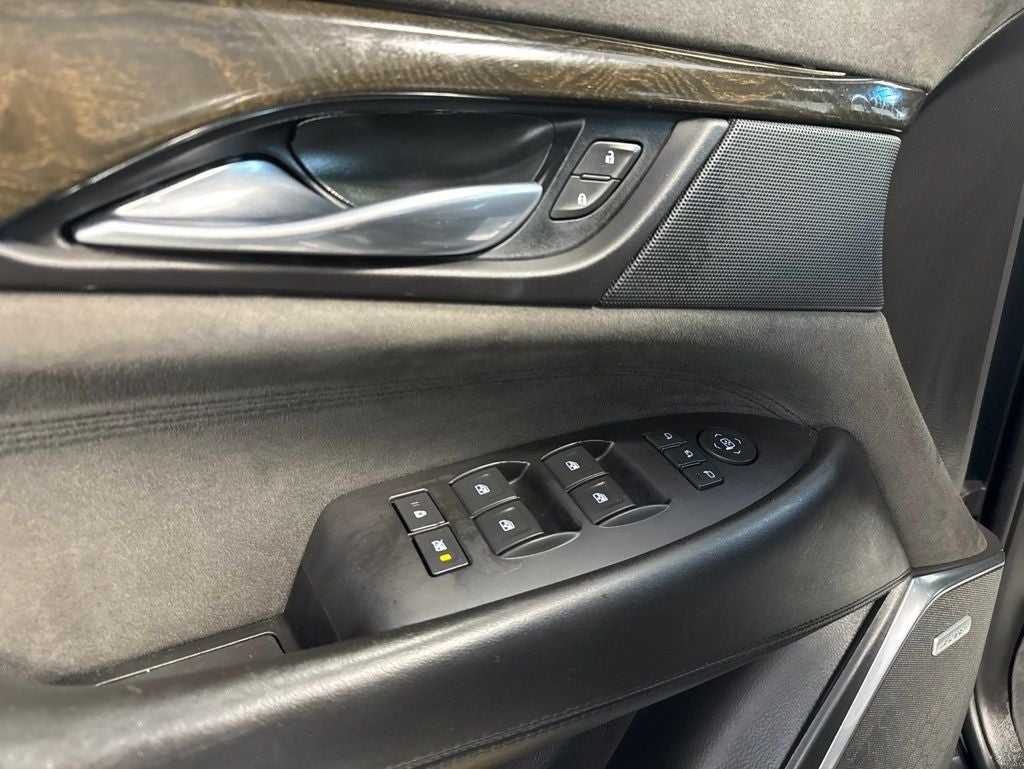 2017 Cadillac Escalade Platinum Edition w/ Driver Assist