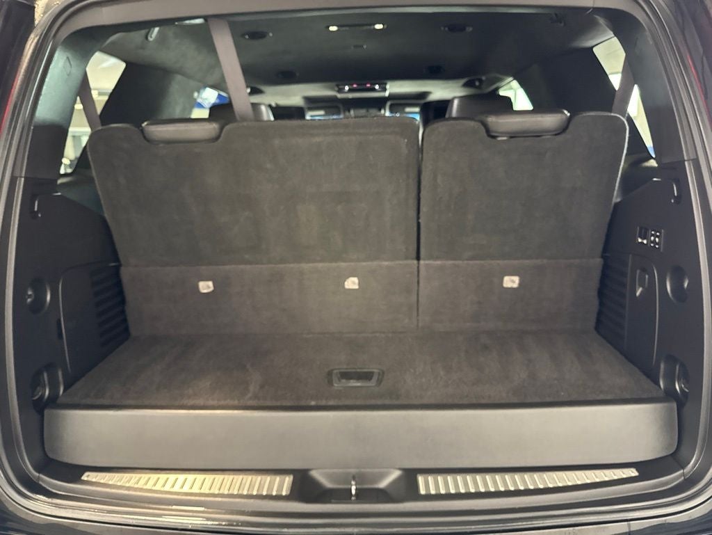 2017 Cadillac Escalade Platinum Edition w/ Driver Assist