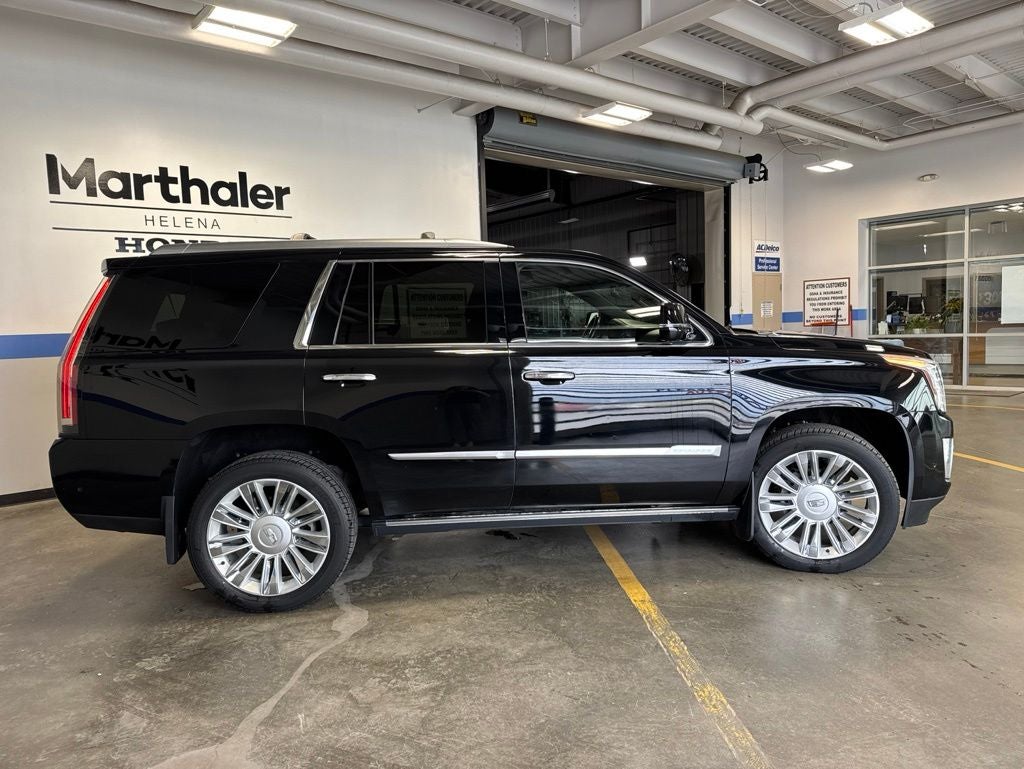 2017 Cadillac Escalade Platinum Edition w/ Driver Assist