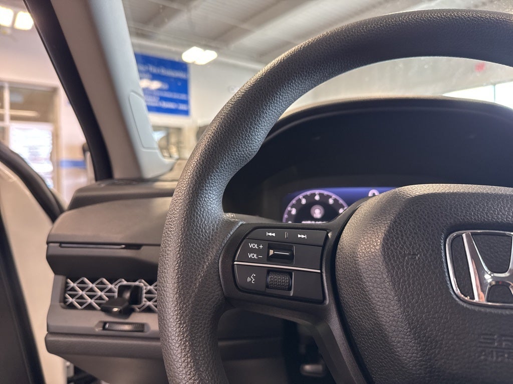 2023 Honda Accord LX w/ Adaptive Cruise & LKAS