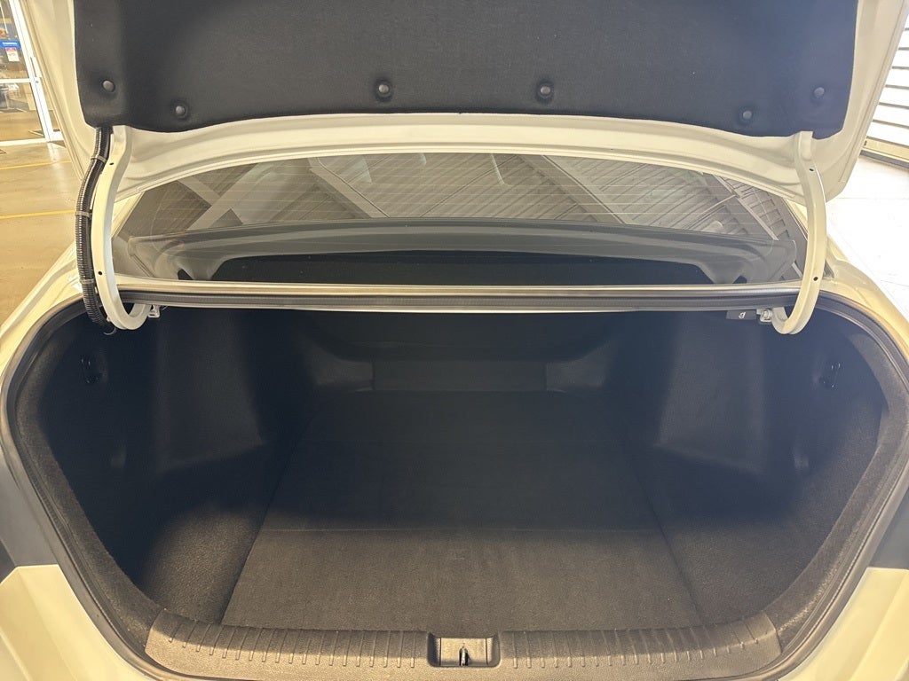 2023 Honda Accord LX w/ Adaptive Cruise & LKAS