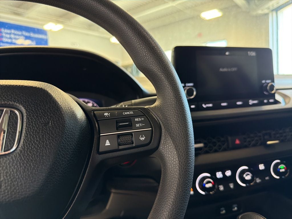 2025 Honda Accord SE w/ Adaptive Cruise