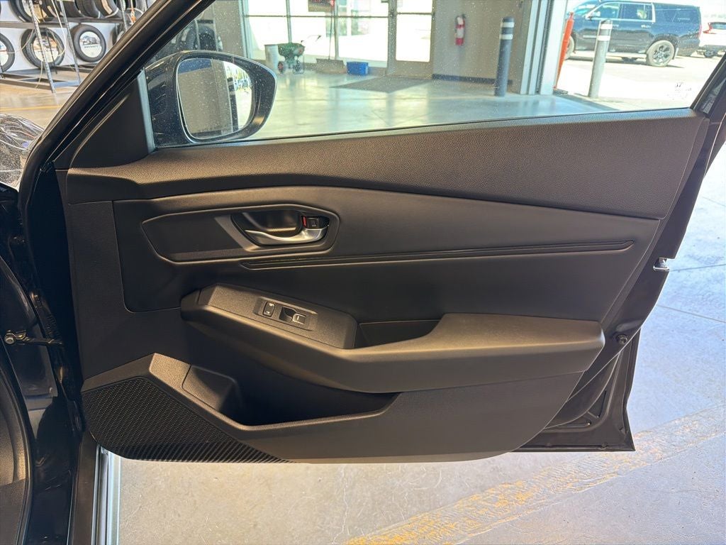 2025 Honda Accord SE w/ Adaptive Cruise
