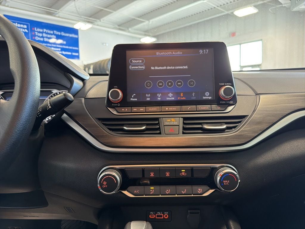 2025 Nissan Altima 2.5 SV w/ Safety Shield 360