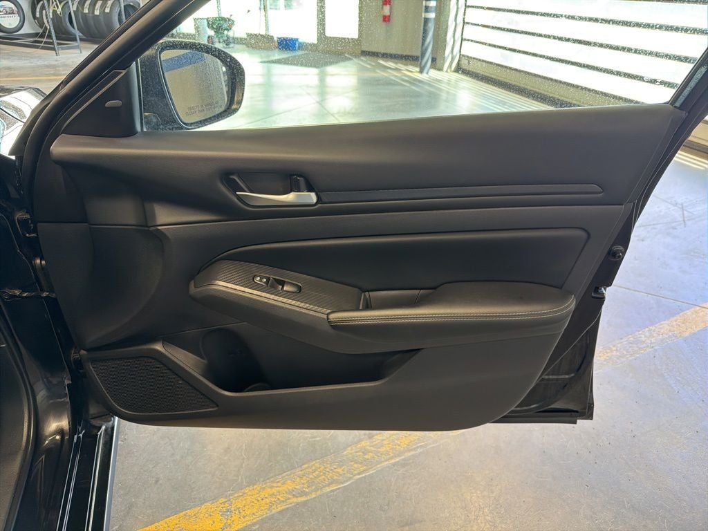 2025 Nissan Altima 2.5 SV w/ Safety Shield 360