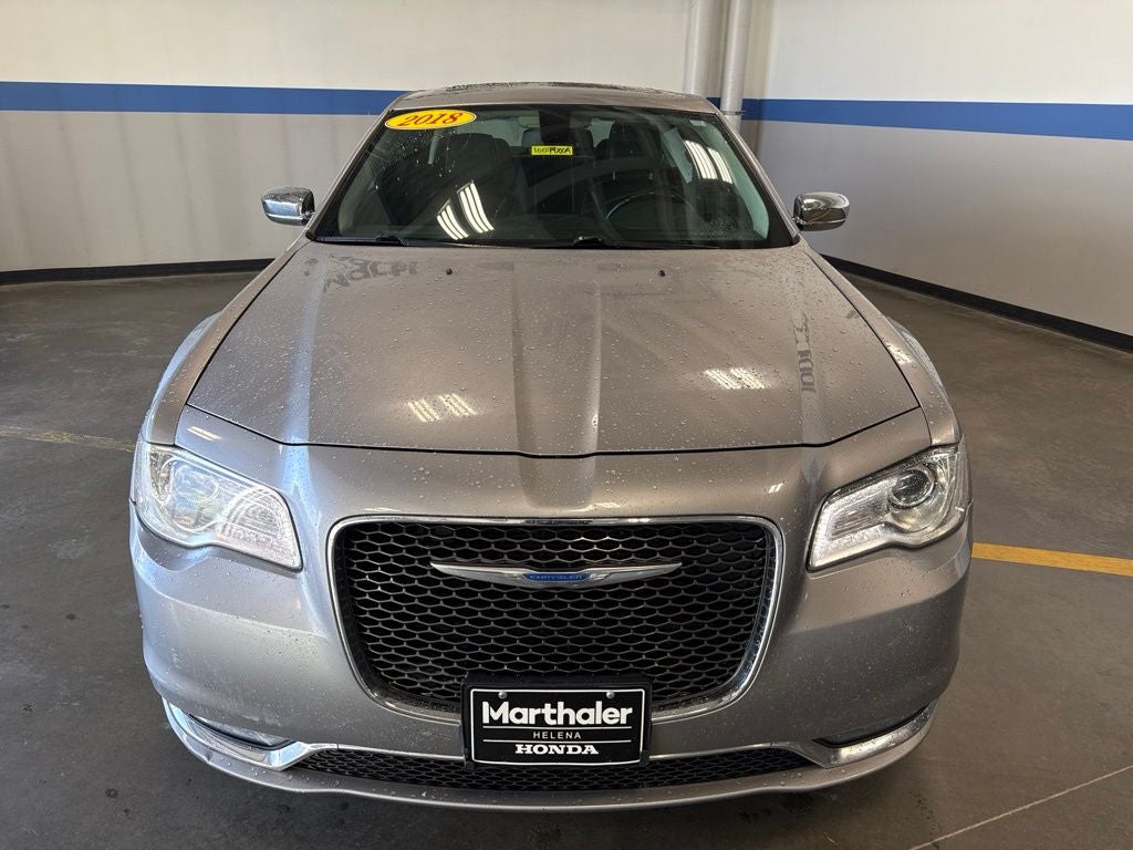 2018 Chrysler 300 Limited AWD w/ Nav & Panorama Roof