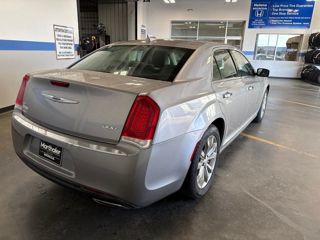 2018 Chrysler 300 Limited AWD w/ Nav & Panorama Roof
