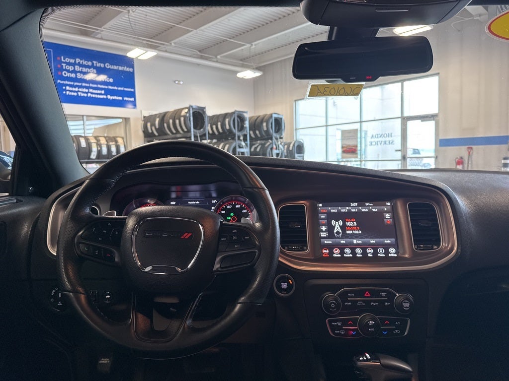 2021 Dodge Charger SXT AWD w/ Nav, Moonroof & Cold Weather Group