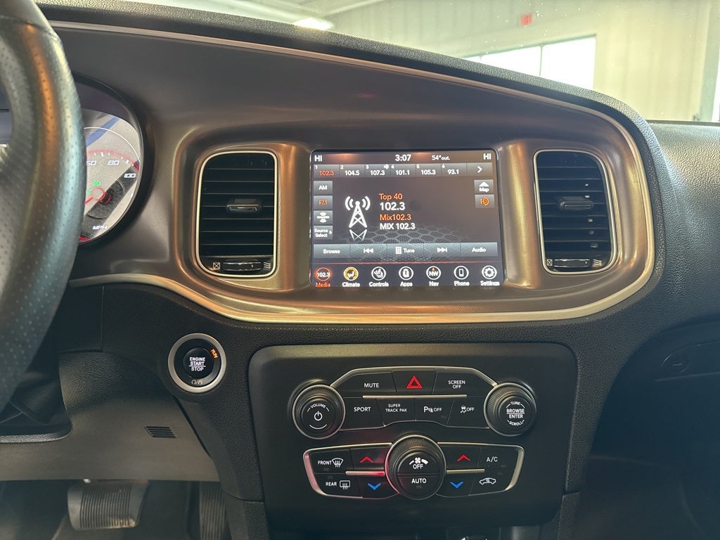 2021 Dodge Charger SXT AWD w/ Nav, Moonroof & Cold Weather Group