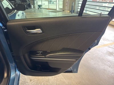 2021 Dodge Charger SXT AWD w/ Nav, Moonroof & Cold Weather Group