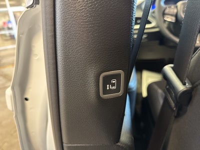 2023 Chrysler Pacifica Touring w/ Adaptive Cruise