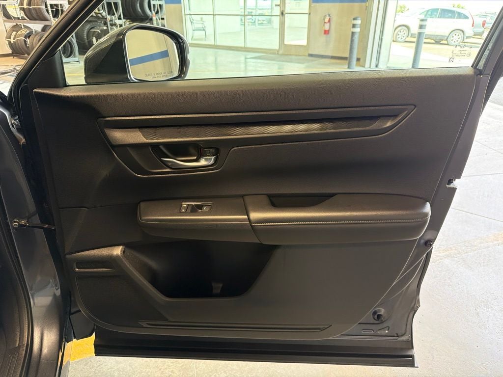 2025 Honda CR-V LX AWD w/ Adaptive Cruise