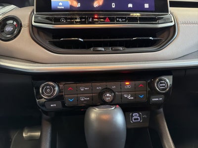 2025 Jeep Compass Limited 4x4 w/ Adaptive Cruise