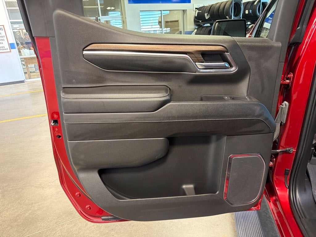 2023 Chevrolet Silverado 1500 LT Trail Boss 6.2 Premium Pkg w/ Adaptive Cruise